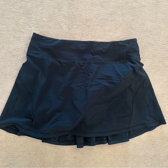 Lululemon Curcuit Breaker II skirt 6Long - Picture 6 of 6